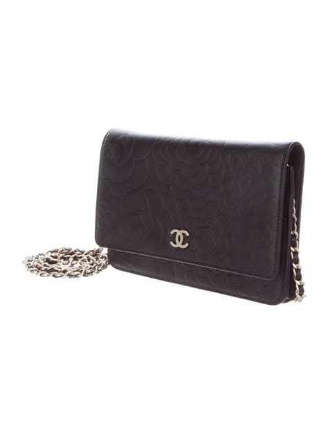 chanel camellia zip wallet price|chanel wallet on chain preis.